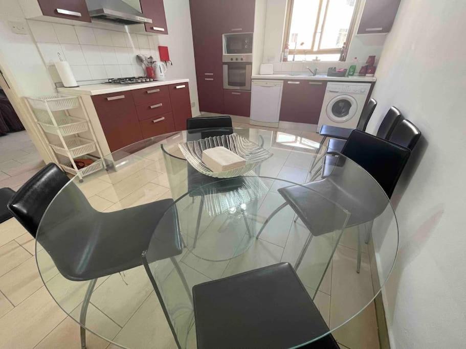 Gzira / Sliema Wifi & Ac ! Great Value & Location Διαμέρισμα Εξωτερικό φωτογραφία